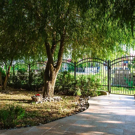 Porto Franco Hotel 3*
