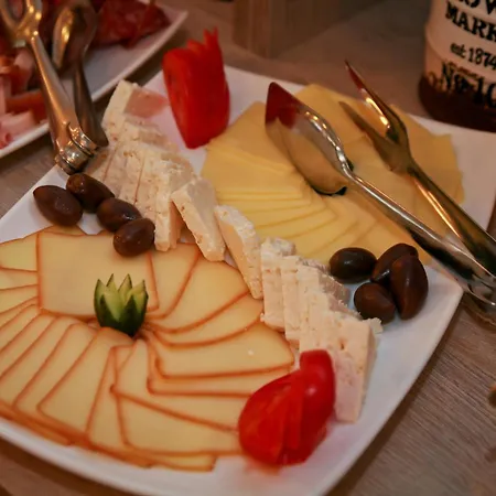 Porto Franco Hotel 3*